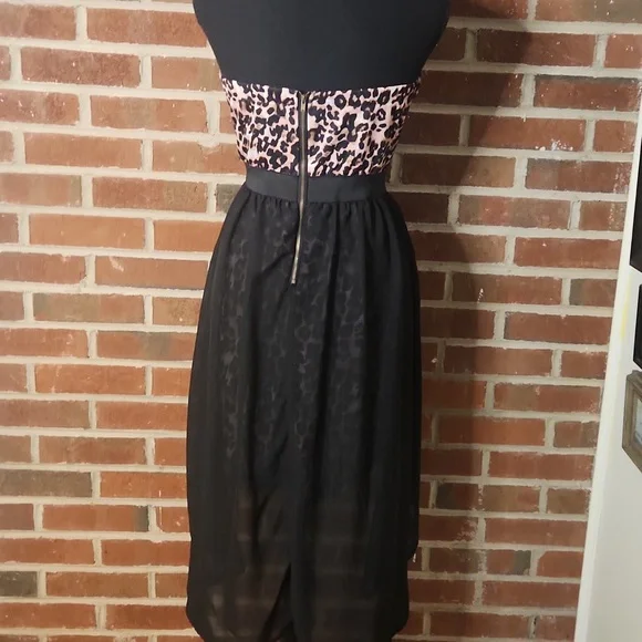 Body Central strapless dress, size Medium - Picture 3 of 7